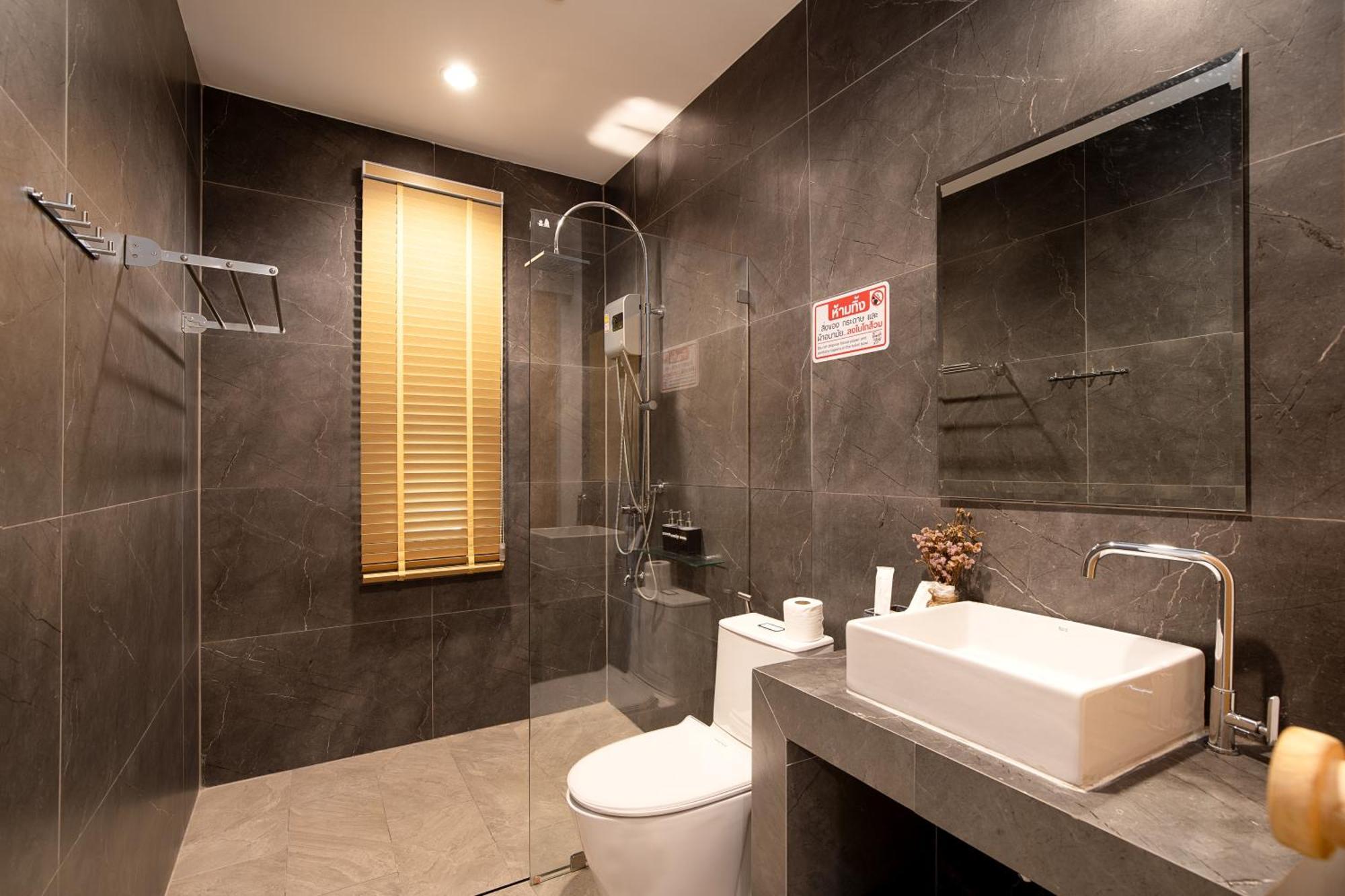 The Modeva Hotel Kanchanaburi Bilik gambar